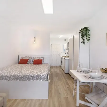 Estudio Torres Del Sol 公寓 *